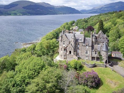 Scottish Castles For Sale, Country Property, Scottish Homes, Small Castles, Castle Scotland, Castles In Scotland, Castles Interior, Scotland Castles, Scottish Castles