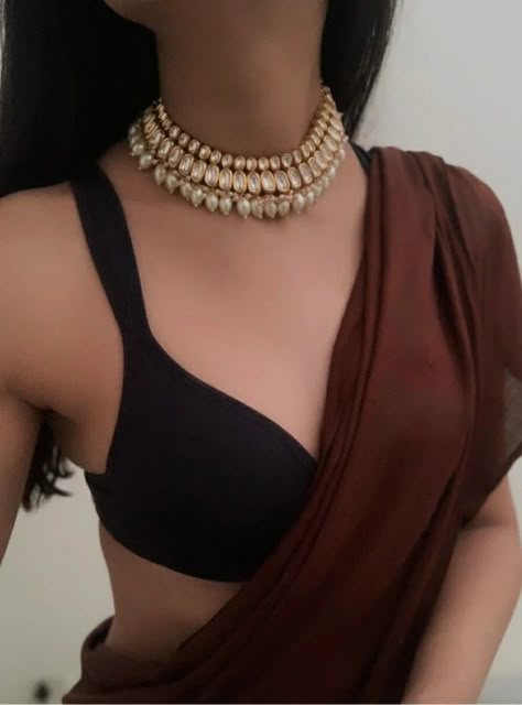 Necklace For Brown Dress, Saree Accessories Jewellery, Statement Jewelry Outfit, Nyx Eyeliner, Desi Dress, Simple Lehenga, Indian Sari Dress, Indian Saree Blouses Designs, Simple Sarees