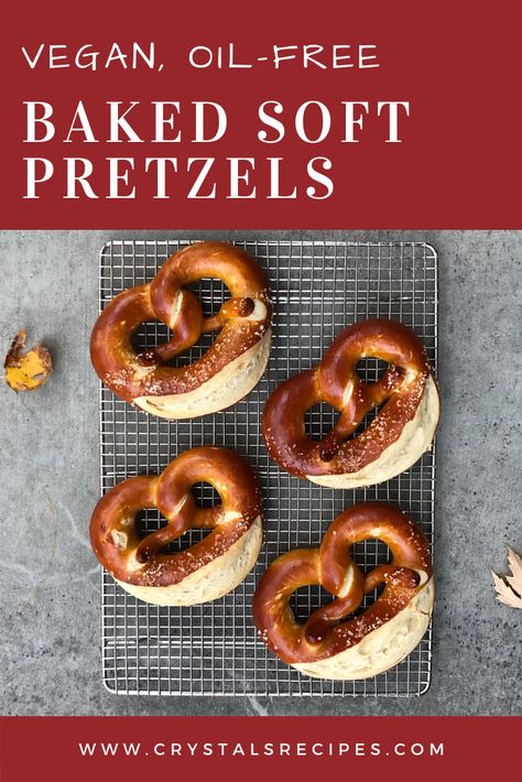 Baked, Soft Pretzels- Vegan, Oil-Free Appetizer Recipes Easy, Winter Baking Recipes, Winter Appetizers, Baked Pretzels, Homemade Pretzels, Passover Recipes, Oil Free Vegan, Soft Pretzels, Great Appetizers