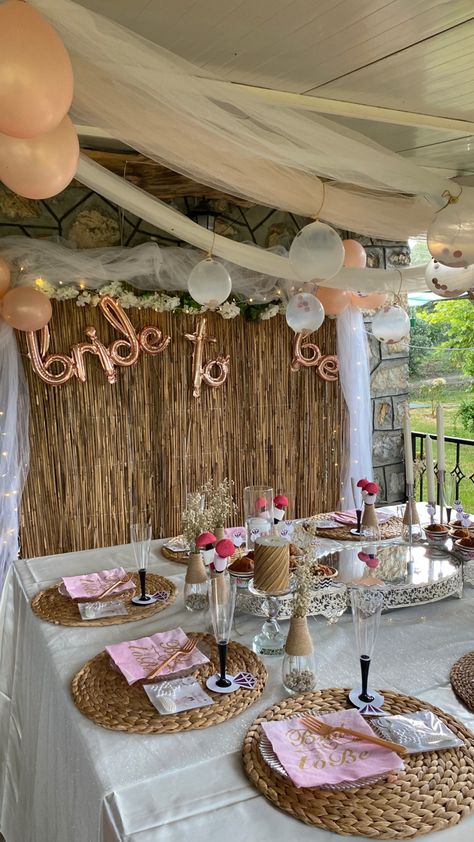 Bride Partisi, Bride To Be Party Decoration, Bride To Be Party, Bride To Be Decorations, Girly Party Ideas, Brides Room, Elegant White Dress, Girly Party, Bride Party