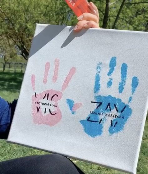 Couple Handprint Canvas, Couples Handprint Painting, Couples Art Project, Handprint Painting, Couple Crafts, Handprint Gifts, Baby Milestones Pictures, Friend Crafts, Music Collage