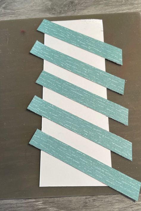 A fun Technique using Strips of paper – Part 1 – Canadian Stamper Scrapbook Christmas Cards, Handmade Bookmarks Diy, Fancy Fold Card Tutorials, Ribbon Cards, Card Making Templates, Simple Christmas Cards, Birthday Card Craft, Paper Scraps, Hand Made Greeting Cards