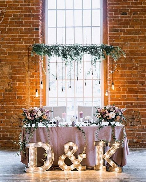 rustic greenery sweetheart table for indoor wedding #wedding #weddings #weddingideas #hmp Head Table Wedding Backdrop, Wedding Backdrop Lights, Brides Table, Bride Groom Table, Sweetheart Table Decor, Diy Wedding Table, Head Table Wedding, Sweetheart Table Wedding, Diy Wedding Backdrop