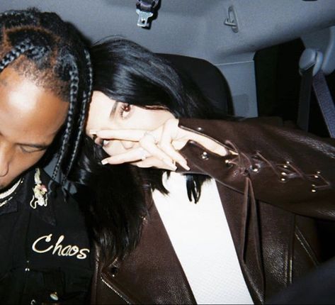 Kylie And Travis Scott, Travis Scott Aesthetic, Travis And Kylie, Kylie Jenner And Travis Scott, Kylie And Travis, Kylie Jenner Icons, King Kylie Era, Kylie Travis, Trajes Kylie Jenner