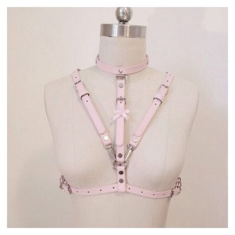 0 Clothes Reveling, Pink Leather Harness, Pink Harness Outfit, Kawaii Harness, Harness Aesthetic, Heart Harness, Cute Harness, Pink Harness, Harness Outfit