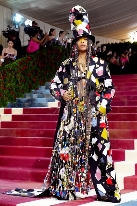 Erykah Badu Met Gala, Erykah Badu Outfits, Rnb Outfit, Erykah Badu Style, Eryka Badu, 2022 Red Carpet, Met Gala Outfits, Gala Outfit, Western Outfits Men