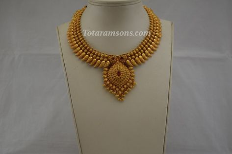 Mango Design Necklace Gold, Gold Jewelry Prom, Mango Necklace, Gold Jewels Design, Gold Jewelry Outfits, New Gold Jewellery Designs, Fancy Jewelry Necklace, Modern Gold Jewelry, Gold Jewelry Simple Necklace