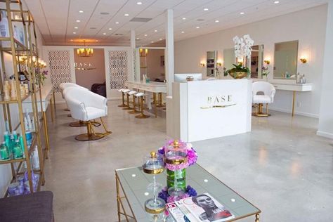 Add more white and gold Lash Spa, Blowout Bar, Pharmacy Interior, Salon Concepts, Salon Interior Design Ideas, Dream Salon, Nail Salon Interior Design, Beauty Salon Interior Design, Hair Salon Design