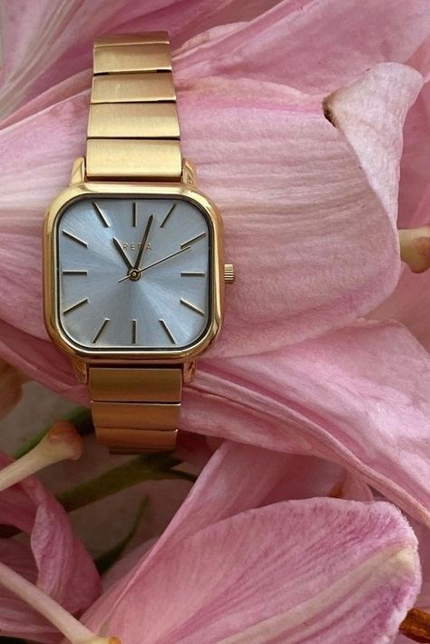 Elegant Gold Watch With Polished Finish, Classic Pink Gold Watch With Subdials, Timeless Pink Gold Watches With Subdials, Classic Watches Women, Luxury Pink Gold Elegant Watch, Luxury Pink Gold Watches With Subdials, Smart Watch Women, Maria Tash Earrings, Michele Watch