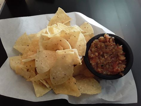 Chips And Salsa, Sweet 16, Guacamole, Chips, Cheese, Restaurant, Ethnic Recipes