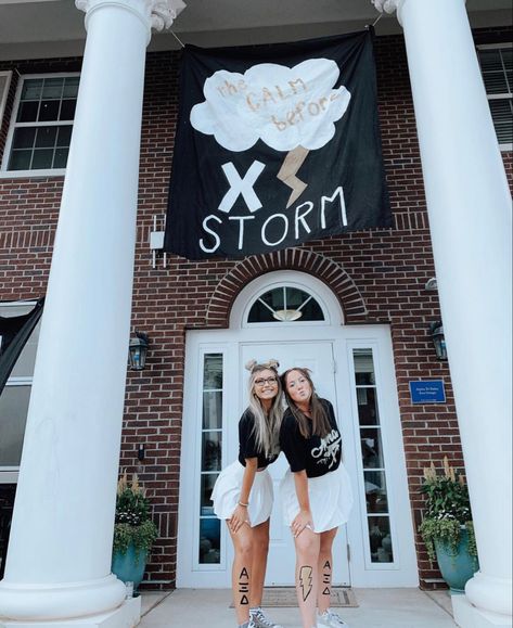 Alpha Xi Delta Bid Day, Sorority Social Themes, Sorority Recruitment Themes, Sorority Socials, Little Gifts Sorority, Delta House, Recruitment Themes, Recruitment Ideas, Sorority Recruitment Outfits