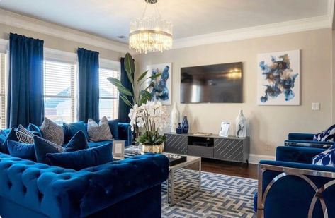 Royal Blue Living Room Color Scheme, Blue Living Room Aesthetic, Royal Blue Living Room, Blue Sofa Decor, Blue Living Room Color Scheme, Blue Living Room Color, Modern Chic Living Room, Luxury Apartment Decor, House Fever