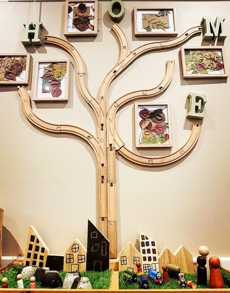 Classroom Tree, Childcare Rooms, Reggio Emilia Classroom, Reggio Inspired Classrooms, Eyfs Classroom, Reggio Classroom, Preschool Rooms, Family Day Care, Toddler Classroom