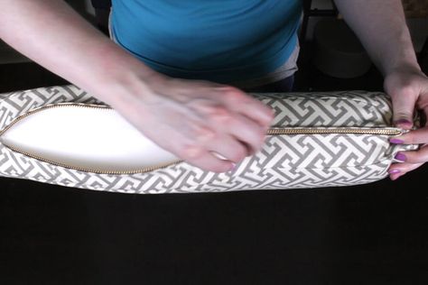 How to Make Box Cushions with a Zipper | OFS Maker's Mill Cushion Cover With Zipper, How To Sew Box Cushion With Zipper, Sewing Box Cushions With Zipper, How To Sew A Pillow Cover With Zipper, Sewing A Zipper On A Pillow, Sewing Hobby, Make Box, Sewing Curtains, Piping Tutorial