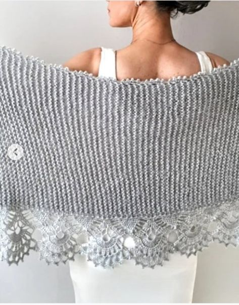 شال كروشيه, Poncho Crochet, Knitted Shawl, Stitch Clothes, Crochet Shawl Pattern Free, Crochet Poncho Patterns, Crochet Shawls And Wraps, Knitting Patterns Free Cardigans, Crochet Coat