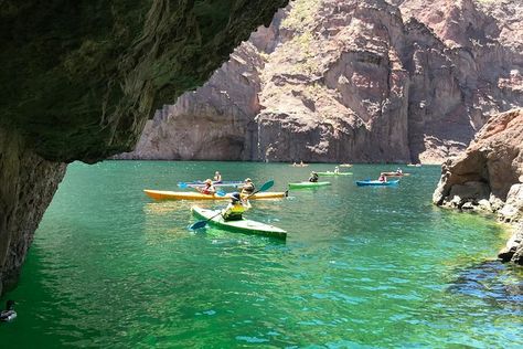 Go on an Epic Kayaking Tour Through an Emerald Cave in Arizona Emerald Cave Las Vegas, Vegas Activities, Las Vegas Itinerary, San Francisco Tours, Grand Canyon West, Fremont Street Experience, Las Vegas Vacation, Vegas Hotel, Vegas Vacation