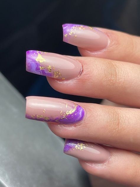 Nails, Marble Nails, Nail Inspo Nails That Go With A Purple Dress, Marble Nails Inspiration, Purple And Gold Prom Nails, Marble Nails With Gold Flakes, Purple And Gold Nails Designs, Purple Gold Nails, Nail Designs Gold, Marble Nails With Gold, Purple Prom Nails