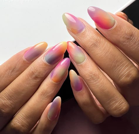 Bright Summer Nails Designs, Unghie Sfumate, Pastel Nails Designs, Water Color Nails, Milky Nails, Airbrush Nails, Summer Toe Nails, Easter Nails, Rainbow Nails