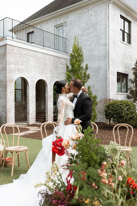 Top 3 Luxury Wedding Venues in Raleigh, North Carolina — EverBe Creatives Spanish Style Weddings, Bayou Wedding, Spanish Style Wedding, Wedding Venues North Carolina, Wedding Portrait Photography, Raleigh North Carolina, Luxury Wedding Venues, Carolina Wedding, Wedding Aesthetic