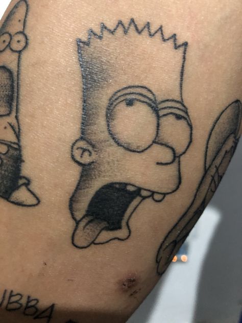 tattoo bart simpson Bart Simpson Flash Tattoo, Simpsons Tattoo Ideas, Bart Simpson Tattoo, Disney Sleeve Tattoos, Simpsons Tattoo, Disney Sleeve, Cartoon Character Tattoos, Face Tattoos, Head Tattoos