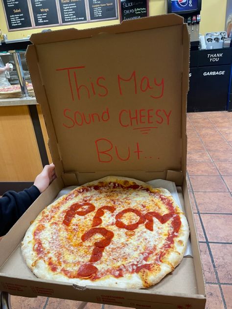 Food Promposal Ideas, Pizza Hoco Proposals Ideas, Food Promposal, Chipotle Promposal, Disney Promposal, Whataburger Hoco Proposal, Mcdonald’s Promposal, Creative Prom Proposal Ideas, Sadies Proposal