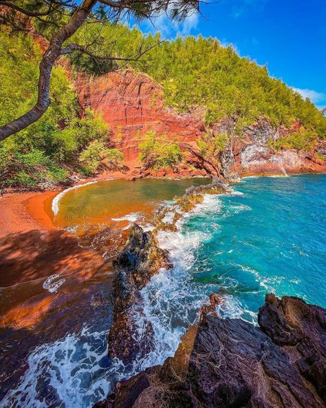 Kaihalulu Beach Red Sand Beach Maui, Travel Visionboard, Ocean Texture, Red Sand Beach, Hana Maui, Red Sand, Red Beach, Durban, Maui Hawaii