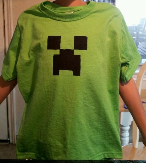 Styled Clothes, Style Clothes, Creeper Hoodie Outfit, Minecraft Clothes, Minecraft T Shirt, Minecraft Shirt, Scene Shirts, Minecraft Creeper Hoodie, Minecraft Shirts