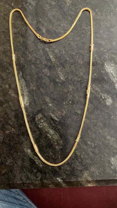 Baby Girl Gold Chain Designs, Thaali Chain Designs Gold, Thalli Chain Designs Gold Latest, Small Chains Gold, Thali Chain Designs Gold, Chain Designs Gold, Turkey Necklace, Pretty Gold Necklaces, Gold Neck Chain