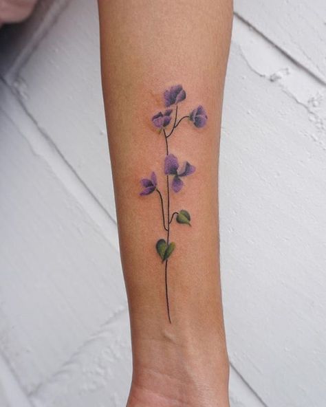 #bees #flowers #tattoo #spring #aesthetic Carnation Flower Tattoo, Purple Flower Tattoos, Violet Flower Tattoos, Violet Tattoo, Shape Tattoo, Birth Flower Tattoos, Tattoo Designs And Meanings, Best Tattoo Designs, Flower Tattoo Designs