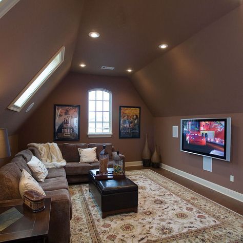 Asheville 1131 - Traditional - Staircase - Tampa - by Arthur Rutenberg Homes | Houzz Attic Game Room, Apartment Furniture Layout, Apartment Living Room Layout, Bonus Room Design, Attic Bedrooms, Attic Spaces, Trendy Living Rooms, Floor Seating, Apartment Furniture