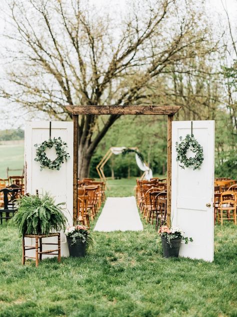 Waterfront Ceremony Decor, Door Arch Wedding, Farm Wedding Entrance, Wedding Arch Fall Outdoor Ceremony, Farm Wedding Isles, Alter Diy Wedding, Bride Entrance Ideas Outdoor Weddings, Wedding Arch Doors Rustic, Rustic Ceremony Arch