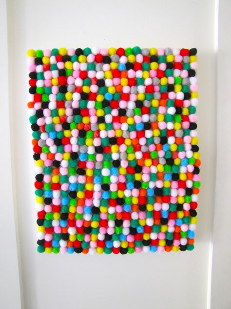 DIY Pom-Pom Artwork - I'm obsessed with pom-poms and thought I'd create something great with them! Pom Pom Canvas Art, Pom Pom Art, Pompom Girl, Pompom Crafts, Diy Pom Pom, Pom Pom Crafts, Creative Valentines, Diy Valentines Crafts, Create Something