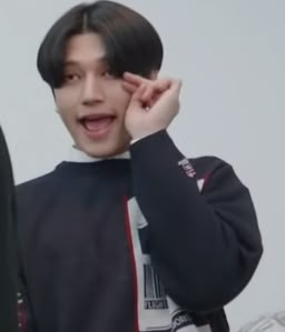 Ateez Teletubbies, Wooyoung Meme Funny, Wooyoung Funny Faces, Cursed Ateez Images, Ateez Wooyoung Funny, Kpop Idols Funny Face, Wooyoung Aegyo, Wooyoung Memeable Face, Ateez Funny Photos