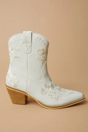 Caroline Embroidered Western Booties in White | Altar'd State | Altar'd State