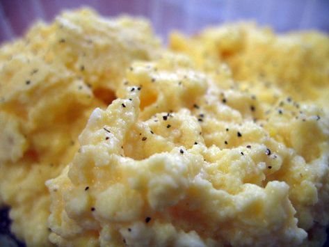 Crockpot Scrambled Eggs, Roman Feast, Scrambled Eggs Healthy, Ancient Roman Food, Roman Recipes, Easy Scrambled Eggs, Dorm Cooking, Cheesy Scrambled Eggs, Scrambled Eggs With Spinach