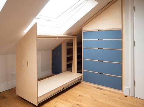 Built In Shelves Under Eaves, Wardrobe In Eaves, Under Eaves Bedroom, Pull Out Eaves Storage, Under Eaves Bed, Under Eaves Bathroom, Eaves Wardrobe Ideas, Pull Out Wardrobe Ideas, Loft Wardrobe Ideas