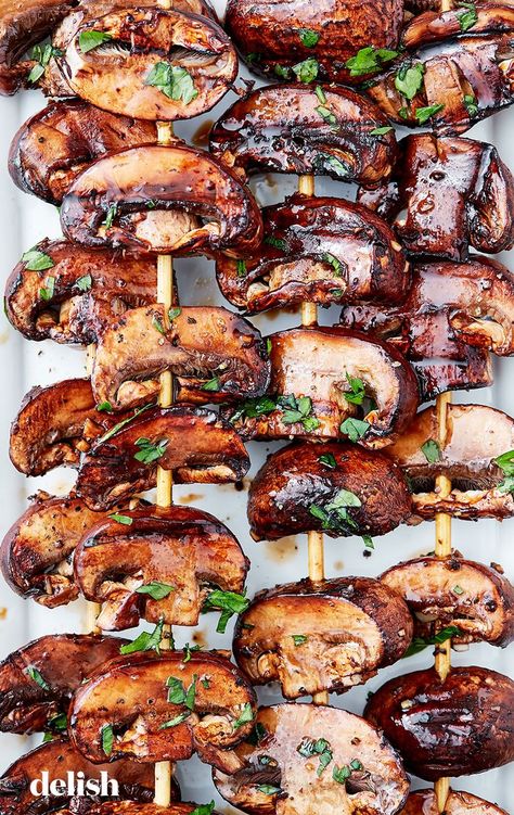 Healthy Skewers, Balsamic Mushrooms, Grilled Mushrooms, Grilled Vegetables, Veggie Dishes, Mushroom Recipes, Camping Meals, Bbq Recipes, Side Dishes Easy