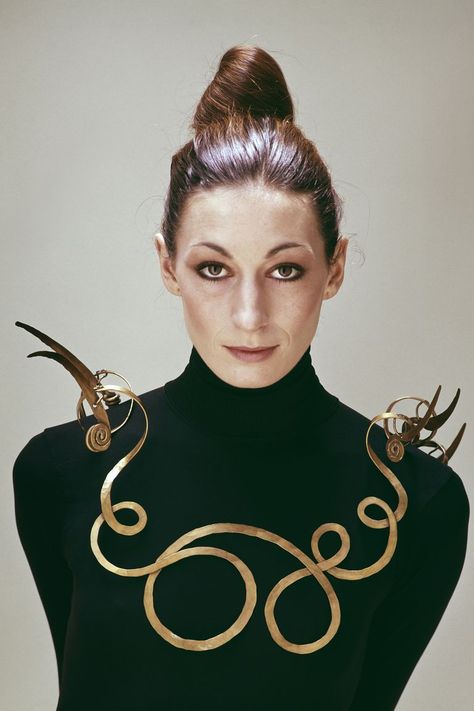 Jealous Husband, Alexander Calder Jewelry, Cullinan Diamond, Engagement Ring For Him, Anjelica Huston, Alexander Calder, Body Adornment, Modernist Jewelry, Brass Necklace