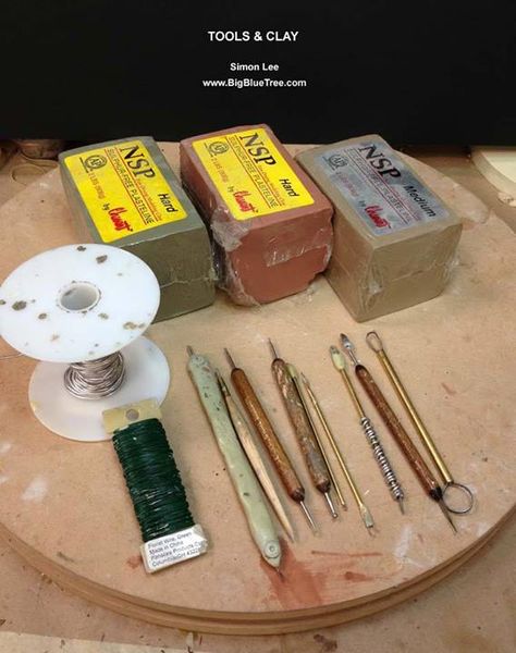 The most frequently asked question I get is always about the type of clay and tools I use, so here it is: for clay I use mostly Chavant products( I use their medium and hard grade NSP clay), and here are tools I use daily. Their high melt clay is also great for quick gestural sculpts. Simon Lee, Classic Sculpture, Sculpting Clay, Clay Sculpture, Home N Decor, Automotive Design, Zbrush, Art Techniques, Clay Art