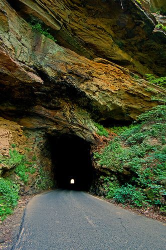 The Nada Tunnel....... the gate to the Red River Gorge. | by Ulrich Burkhalter German Buildings, Red River Gorge Kentucky, Kentucky Vacation, Kentucky Travel, Red River Gorge, Fall Break, Red River, Vacation Ideas, Camping Trips