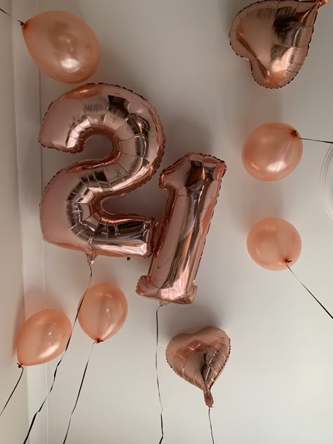 Hello 21 Birthday Wallpaper, 21 Balloons Aesthetic, 21th Birthday, 21 Birthday, 21 Birthday Aesthetic, Hello 21, 21st Birthday Pictures, 21st Birthday Balloons, 21st Birthday Wishes