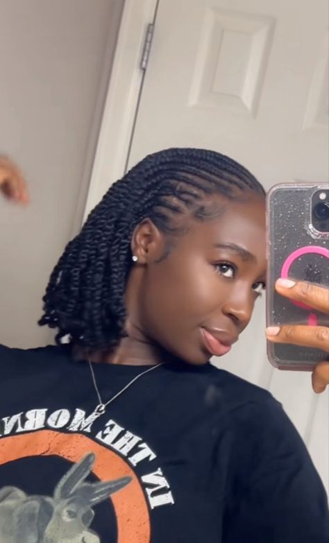 Simple Cornrow Styles, Simple Cornrow Hairstyles, Faux Locs Marley Hair, Natural Cornrow Hairstyles, Curly Braided Hairstyles, New Braided Hairstyles, Cornrows Natural Hair, College Hairstyles, Bob Hair Color