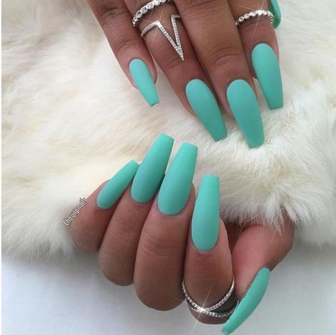 @AutenticAsh1105 Aqua Nails, Teal Nails, Turquoise Nails, Nails Yellow, New Nail Designs, Almond Shape Nails, Super Nails, Blue Nail, New Nail Art