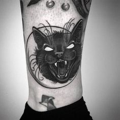 Cat Hissing, American Style Tattoo, Cat Face Tattoos, Cat Portrait Tattoos, Dark Skin Tattoo, Harry Tattoos, Traditional Black Tattoo, Pineapple Tattoo, Traditional Style Tattoo