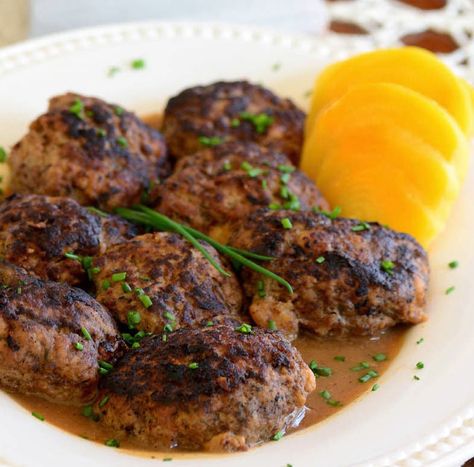 Danish Meatballs Recipe, Norwegian Cuisine, Danish Cuisine, Loose Meat Sandwiches, Chestnut Recipes, Austrian Recipes, Scandinavian Food, European Cuisine, Danish Food