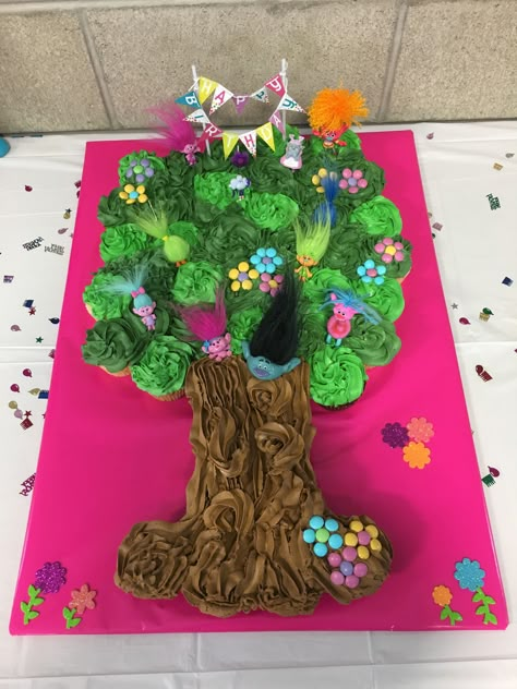 Trolls tree cupcake cake Trolls Cupcake Cake, Trolls Sheet Cake, Trolls Cupcakes, Bath Activities For Kids, Diy Trolls Birthday Party, Trolls Birthday Party Cake, Bath Activities, Troll Cupcakes, Trolls Birthday Cake