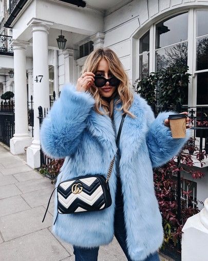 Fur Coat Street Style, Coat Outfits, Fur Fashion, Mode Inspiration, Faux Fur Jacket, Faux Fur Coat, Fur Jacket, Winter Women, Look Fashion