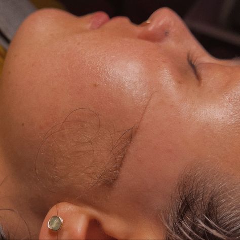 Dermaplane Aesthetic, Dermaplaning Aesthetic, Esthetician Photos, Esthetics Instagram, Facial Business, Esthetician Posts, Dermaplaning Facial, Skincare Marketing, Body Snatcher