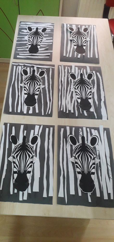 Zoo Preschool Crafts Art Projects, Zebra Crafts For Preschoolers, African Animal Craft, Preschool Zebra Craft, Zoo Art Projects, Zebra Crafts For Toddlers, Zebra Activities For Preschool, Safari Art Projects, Zebra Art For Kids