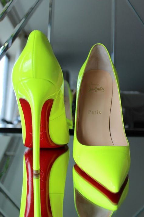 Lime green heels Mode Shoes, Green Pumps, Red Bottom Shoes, Jimmy Choo Heels, Red High Heels, Hot Heels, Red Bottoms, Green Shoes, Mellow Yellow